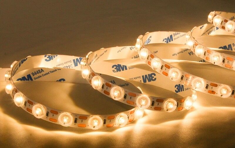 Differences Between LED Strip Lights With and Without Lenses
